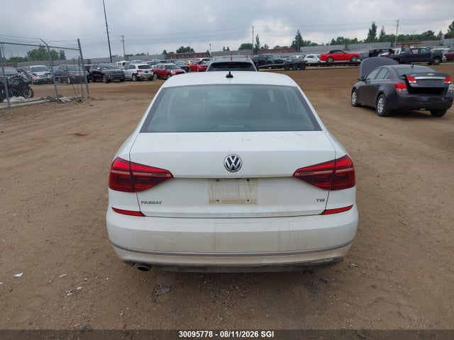 Продажа на аукционе авто 2018 Volkswagen Passat S/r-line, vin: 1VWAA7A36JC020673, номер лота: 30095778