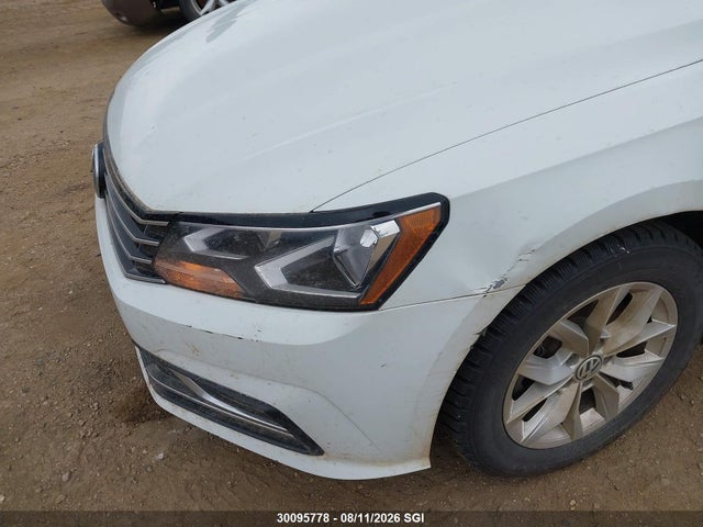 Продажа на аукционе авто 2018 Volkswagen Passat S/r-line, vin: 1VWAA7A36JC020673, номер лота: 30095778