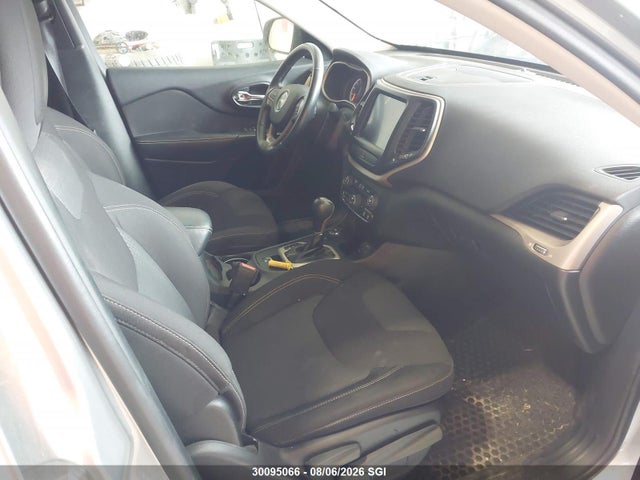 Jeep Cherokee Latitude 2016 1C4PJMCS3GW144553 Image 5