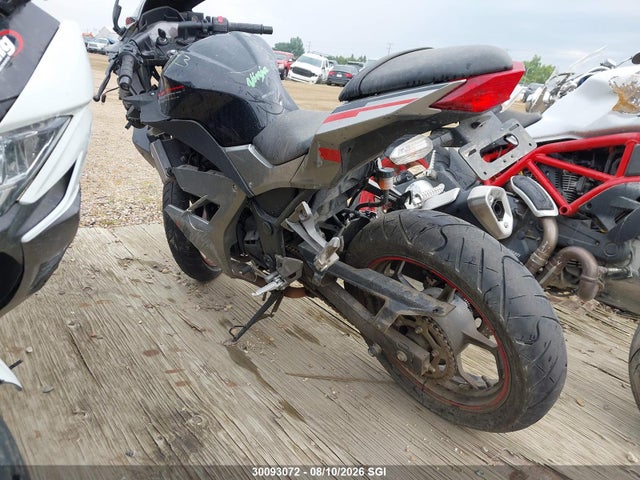30093072 :رقم المزاد ، JKAEX8B11DDA00493 vin ، 2013 Kawasaki Ex300 B مزاد بيع
