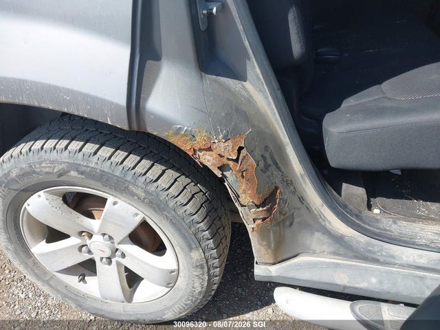 2006 Pontiac Torrent მანქანა იყიდება აუქციონზე, vin: 2CKDL73F266114642, აუქციონის ნომერი: 30096320