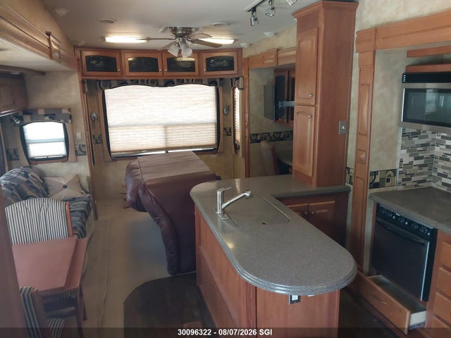 Продажа на аукционе авто 2009 Heartland Landmark, vin: 5SFGF37209E011874, номер лота: 30096322