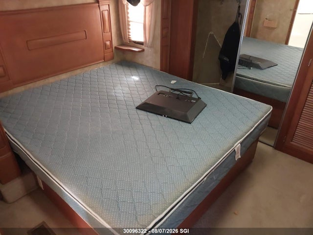 Продажа на аукционе авто 2009 Heartland Landmark, vin: 5SFGF37209E011874, номер лота: 30096322