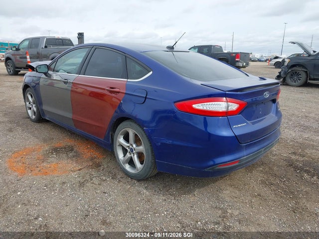 30096324 :رقم المزاد ، 1FA6P0H70F5119563 vin ، 2015 Ford Fusion Se مزاد بيع