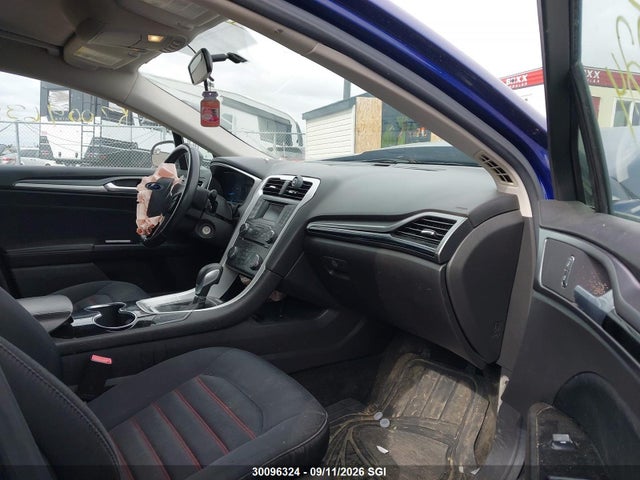 30096324 :رقم المزاد ، 1FA6P0H70F5119563 vin ، 2015 Ford Fusion Se مزاد بيع