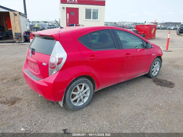 30096361 :رقم المزاد ، JTDKDTB36E1564193 vin ، 2014 Toyota Prius C مزاد بيع