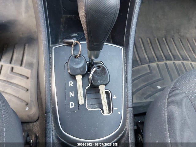 2015 Hyundai Accent Gs მანქანა იყიდება აუქციონზე, vin: KMHCT5AEXFU215135, აუქციონის ნომერი: 30096362