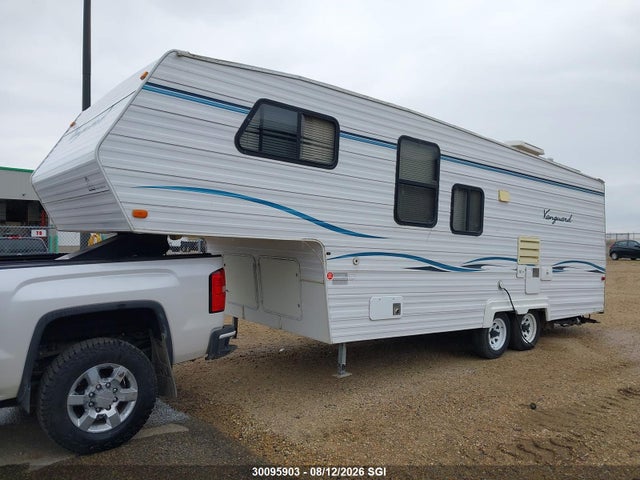 Продажа на аукционе авто 2000 Vanguard National Trailer Corp Vanguard Std, vin: 2PEFB2262Y1200824, номер лота: 30095903