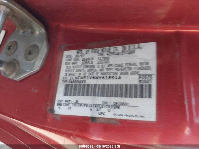 30096388 :رقم المزاد ، 1LNFM91V6WY618913 vin ، 1998 Lincoln Mark Viii مزاد بيع