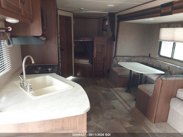 2015 Jayco Jay Flight მანქანა იყიდება აუქციონზე, vin: 1UJBJ0BR9F77X0215, აუქციონის ნომერი: 30096427