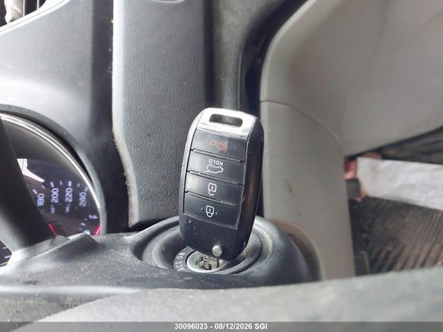 Продажа на аукционе авто 2019 Kia Sedona Lx/ex, vin: KNDMB5C12K6493046, номер лота: 30096023