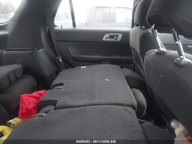 30089292 :رقم المزاد ، 1FM5K8D83DGB72725 vin ، 2013 Ford Explorer Xlt مزاد بيع