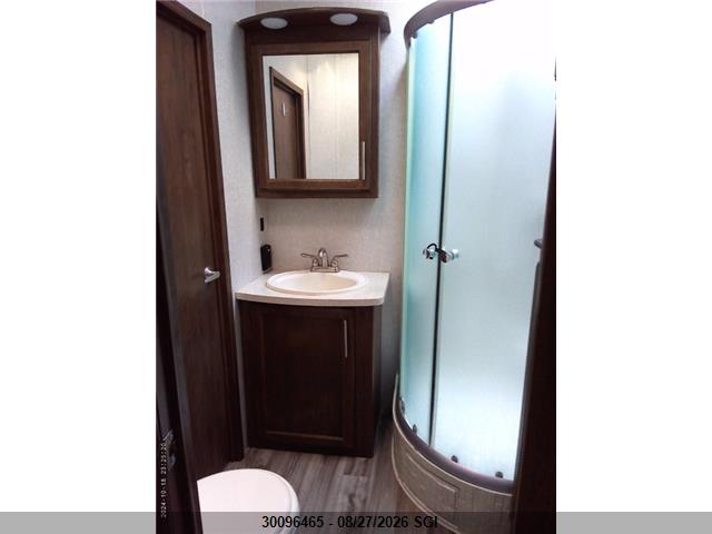 Keystone Cougar 5th Wheel Cougar 2018 4YDF36724J2510401 Image 16