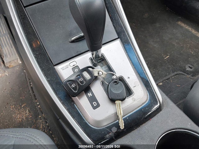 2013 Hyundai Elantra Gls/limited მანქანა იყიდება აუქციონზე, vin: 5NPDH4AE8DH324429, აუქციონის ნომერი: 30096493
