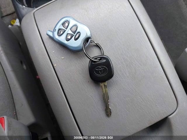 Продажа на аукционе авто 2006 Toyota Sienna Ce/le, vin: 5TDZA23C26S501421, номер лота: 30096503