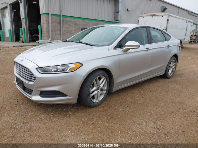 30096414 :رقم المزاد ، 3FA6P0H75GR230317 vin ، 2016 Ford Fusion Se مزاد بيع