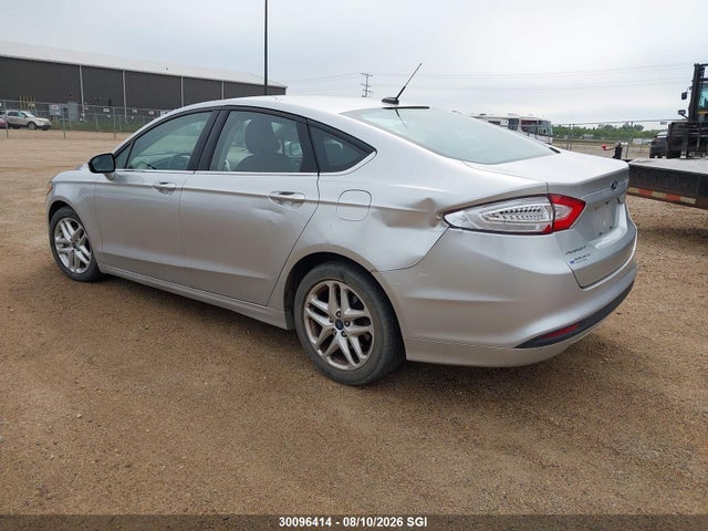 30096414 :رقم المزاد ، 3FA6P0H75GR230317 vin ، 2016 Ford Fusion Se مزاد بيع