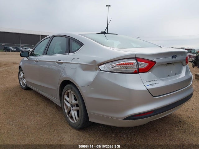 30096414 :رقم المزاد ، 3FA6P0H75GR230317 vin ، 2016 Ford Fusion Se مزاد بيع