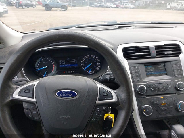 30096414 :رقم المزاد ، 3FA6P0H75GR230317 vin ، 2016 Ford Fusion Se مزاد بيع