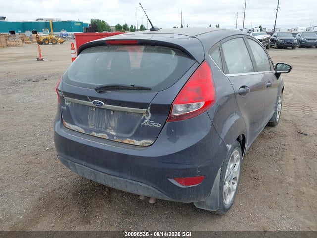 30096536 :رقم المزاد ، 3FADP4FJ2CM216928 vin ، 2012 Ford Fiesta Ses مزاد بيع