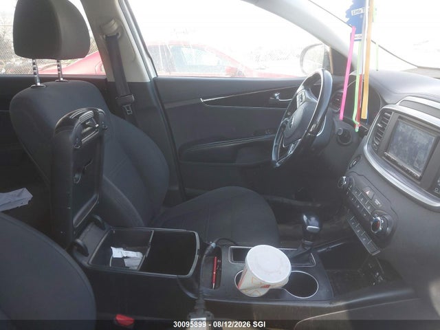 2019 Kia Sorento L/lx მანქანა იყიდება აუქციონზე, vin: 5XYPGDA39KG591565, აუქციონის ნომერი: 30095899