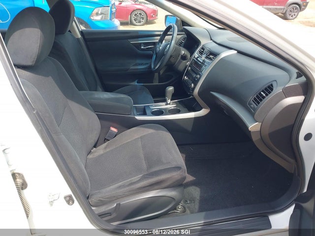 30096553 :رقم المزاد ، 1N4AL3AP2FN374619 vin ، 2015 Nissan Altima 2.5/s/sv/sl مزاد بيع