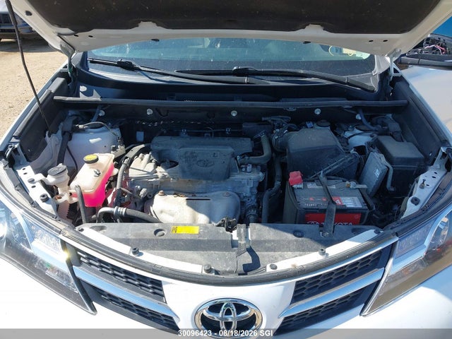 2T3RFREV4EW209758 Toyota Rav4 Xle