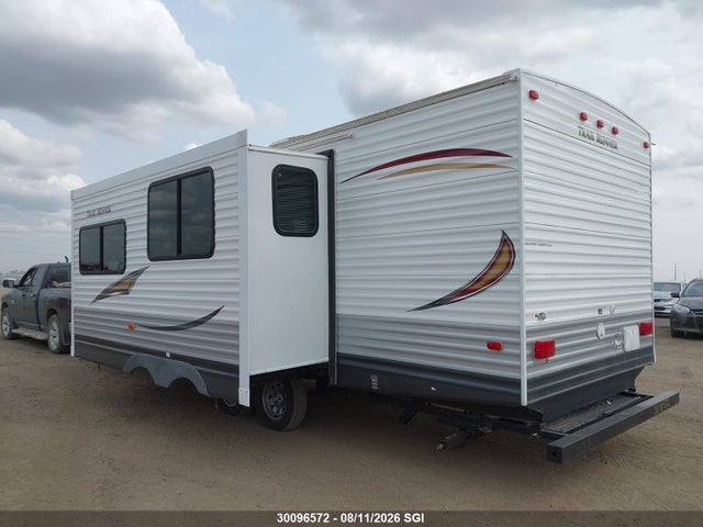 30096572 :رقم المزاد ، 5SFEB302XDE261189 vin ، 2013 Heartland Trail Runner مزاد بيع
