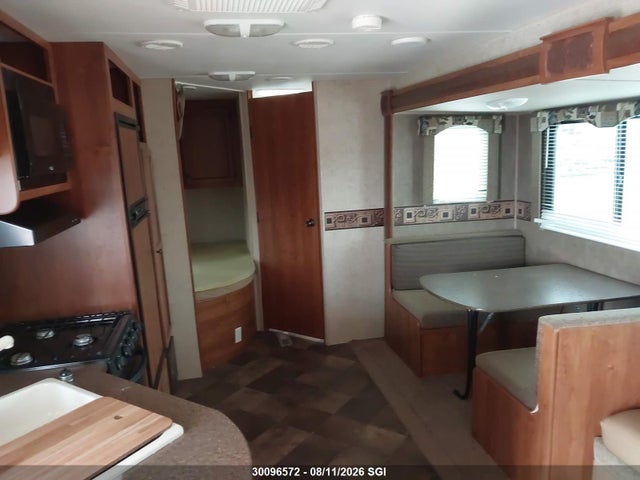 30096572 :رقم المزاد ، 5SFEB302XDE261189 vin ، 2013 Heartland Trail Runner مزاد بيع
