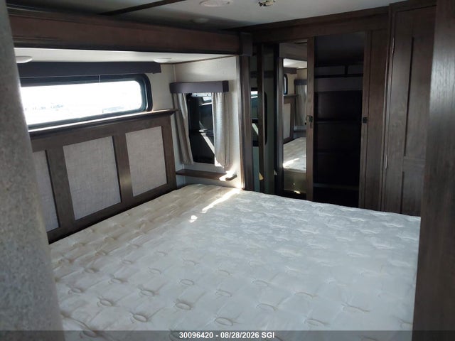 Grand Design Rv Solitude 2020 573FS4227L9905838 Image 13