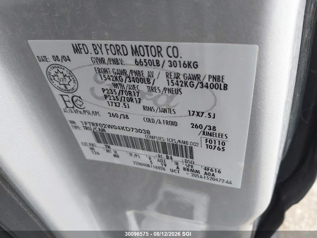 30096575 :رقم المزاد ، 1FTRF02W04KD73038 vin ، 2004 Ford F150 مزاد بيع