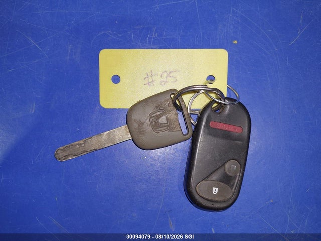 30094079 :رقم المزاد ، 2HGES15845H000415 vin ، 2005 Honda Civic Lx مزاد بيع