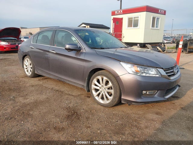Продажа на аукционе авто 2013 Honda Accord Touring, vin: 1HGCR2F91DA800117, номер лота: 30096611
