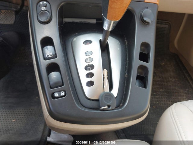 30096618 :رقم المزاد ، 5GZCZ63447S826173 vin ، 2007 Saturn Vue مزاد بيع