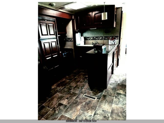 30096639 :رقم المزاد ، 4X4TRLC28EZ130977 vin ، 2014 Rockwood Trailer 2703ws Ultra Lite مزاد بيع