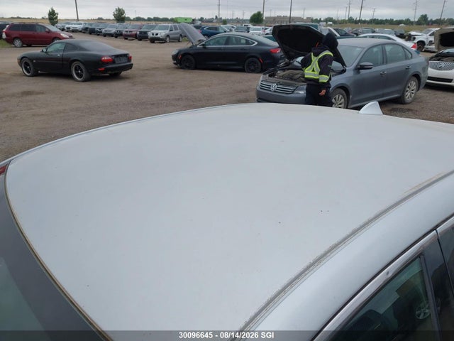 Продаж на аукціоні авто 2013 Chevrolet Malibu 2lt, vin: 1G11E5SA7DF290984, номер лоту: 30096645