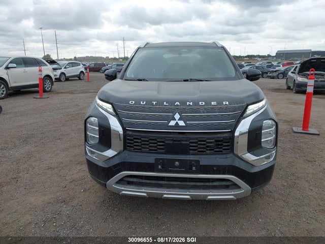 JA4J4UA85PZ602512 Mitsubishi Outlander Se