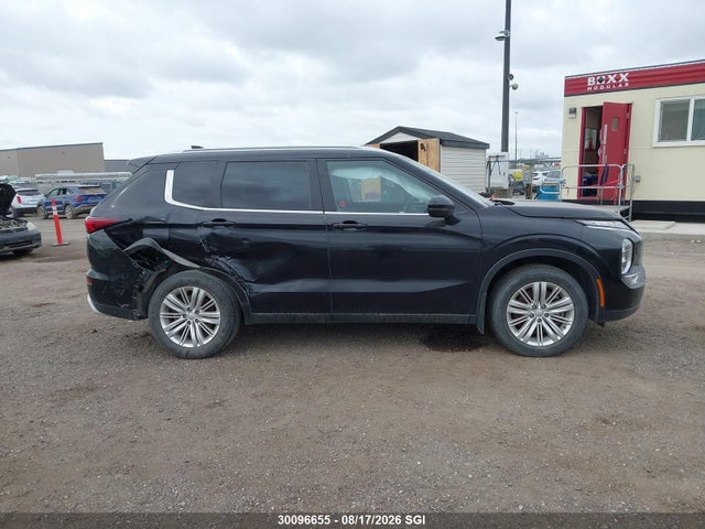 JA4J4UA85PZ602512 Mitsubishi Outlander Se