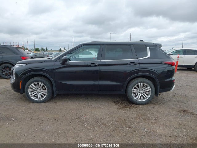 JA4J4UA85PZ602512 Mitsubishi Outlander Se