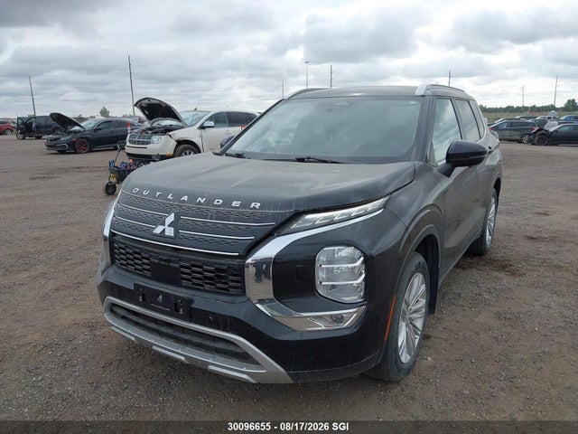 JA4J4UA85PZ602512 Mitsubishi Outlander Se
