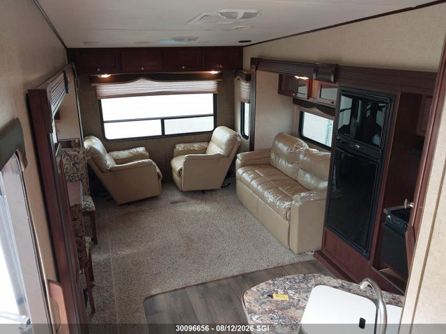 30096656 :رقم المزاد ، 5SFRG3128EE280620 vin ، 2014 Heartland Elkridge مزاد بيع