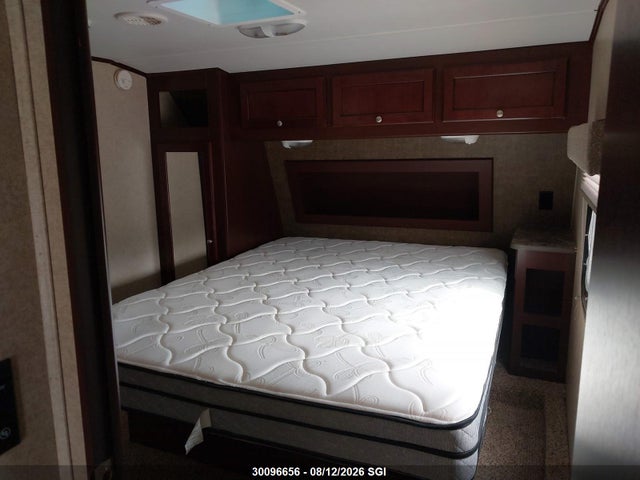 30096656 :رقم المزاد ، 5SFRG3128EE280620 vin ، 2014 Heartland Elkridge مزاد بيع