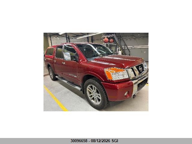 30096658 :رقم المزاد ، 1N6AA0EC2DN300682 vin ، 2013 Nissan Titan Pro-4x/s/sl/sv مزاد بيع
