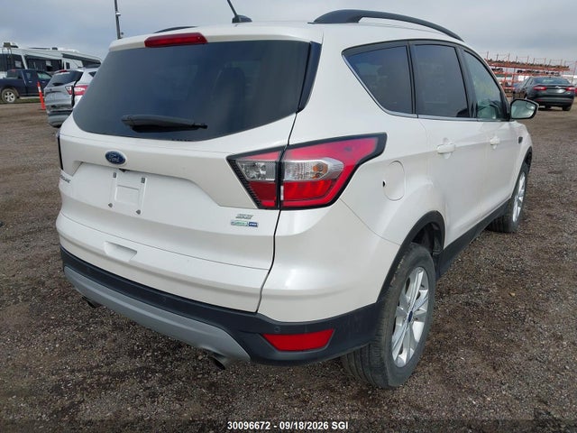 1FMCU9GD7HUE27013 Ford ESCAPE SE