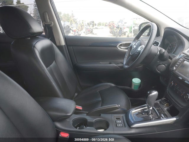 30094889 :رقم المزاد ، 3N1CB7AP4HY243696 vin ، 2017 Nissan Sentra Sr Turbo/nismo مزاد بيع