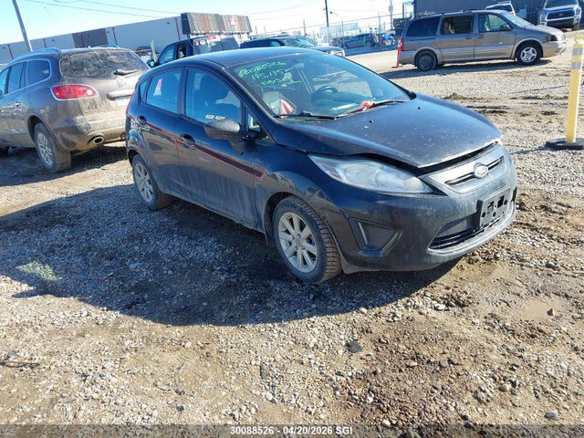 30088526 :رقم المزاد ، 3FADP4EJ3DM106294 vin ، 2013 Ford Fiesta Se مزاد بيع