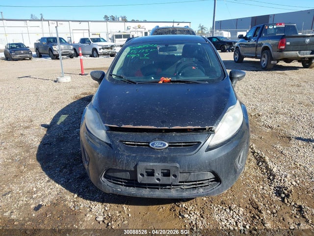 30088526 :رقم المزاد ، 3FADP4EJ3DM106294 vin ، 2013 Ford Fiesta Se مزاد بيع