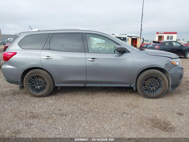30096687 :رقم المزاد ، 5N1DR2MM3JC633779 vin ، 2018 Nissan Pathfinder S/sv/sl/platinum مزاد بيع