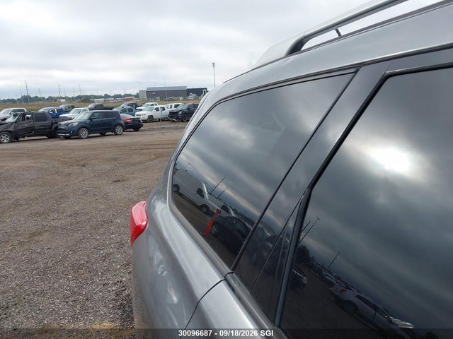 30096687 :رقم المزاد ، 5N1DR2MM3JC633779 vin ، 2018 Nissan Pathfinder S/sv/sl/platinum مزاد بيع