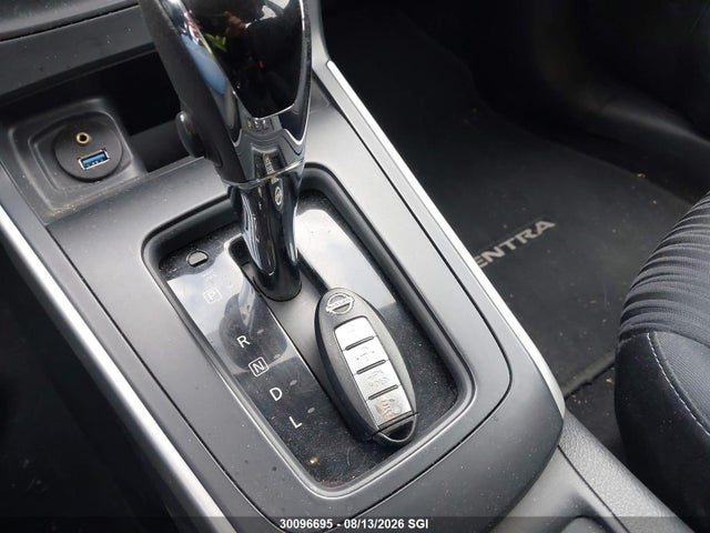 2018 Nissan Sentra S/sv/sr/sl მანქანა იყიდება აუქციონზე, vin: 3N1AB7AP3JY211741, აუქციონის ნომერი: 30096695